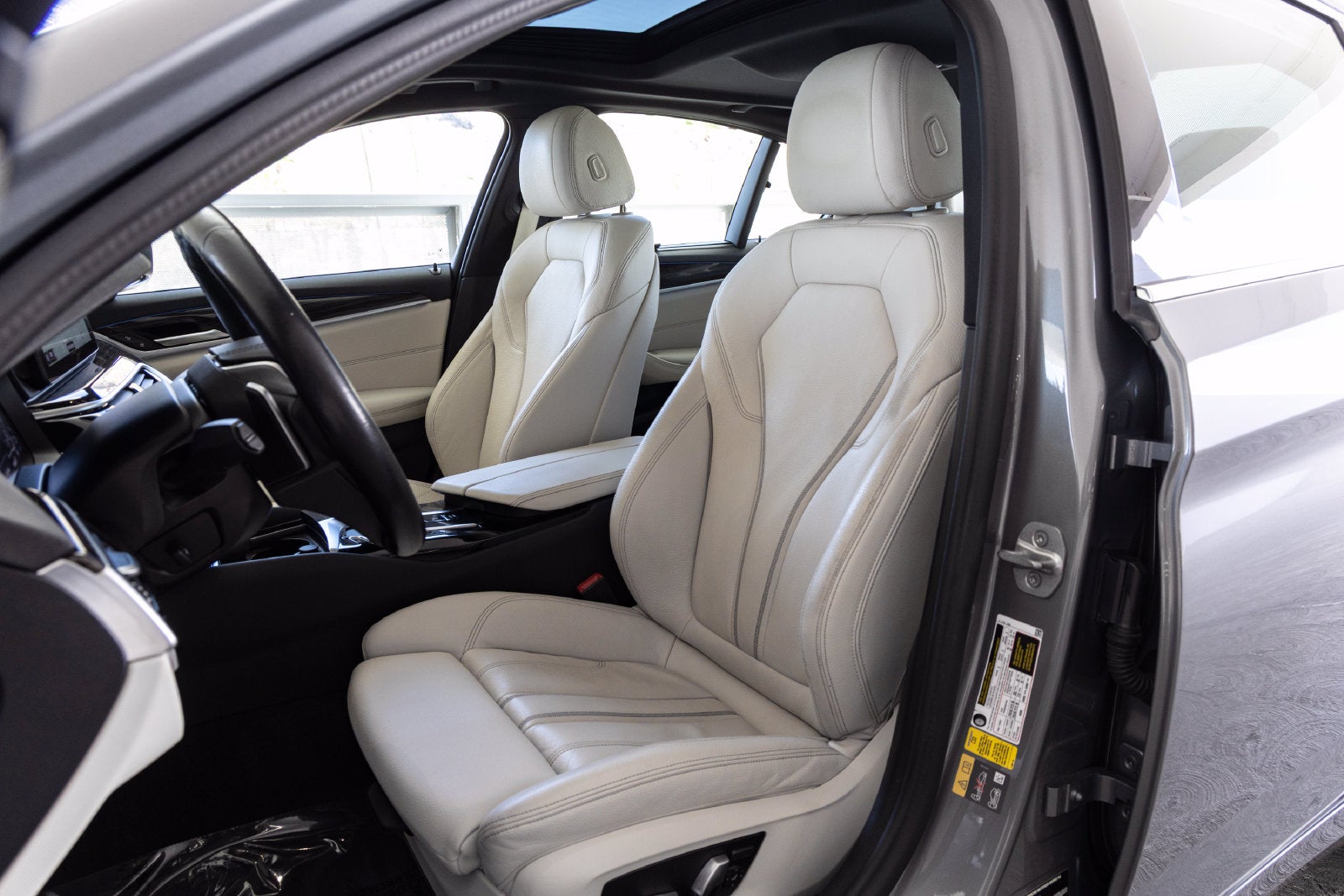 2023 BMW 530e 530e iPerformance