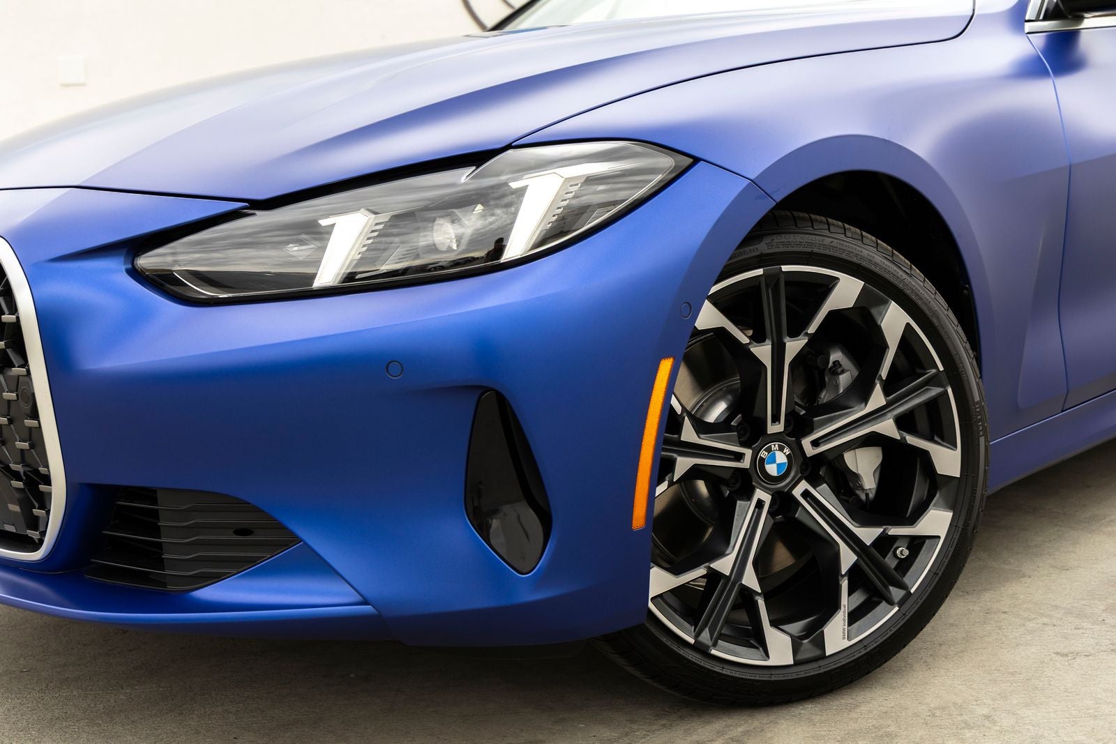 2027 BMW 430i 430i