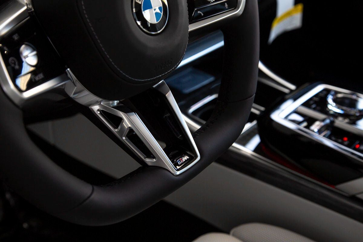 2025 BMW 740i 740i xDrive