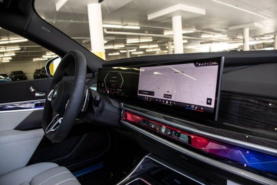 2025 BMW 740i 740i xDrive