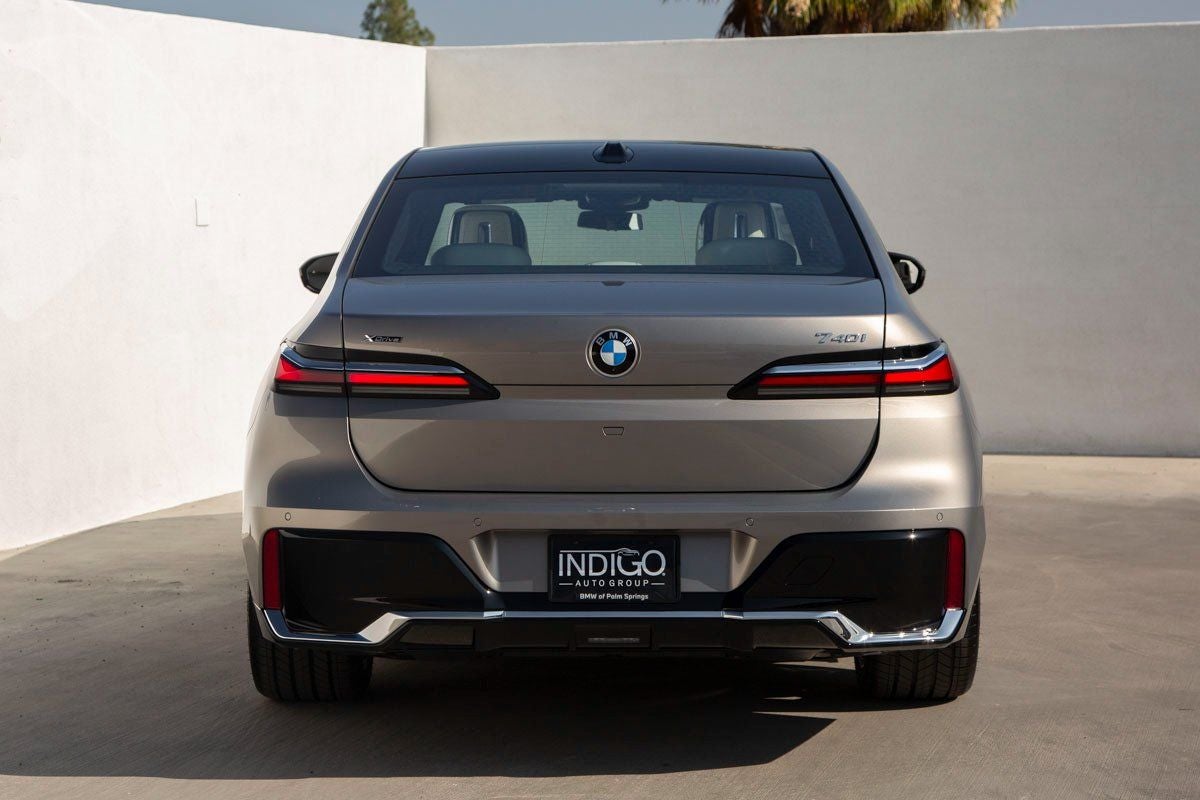 2025 BMW 740i 740i xDrive