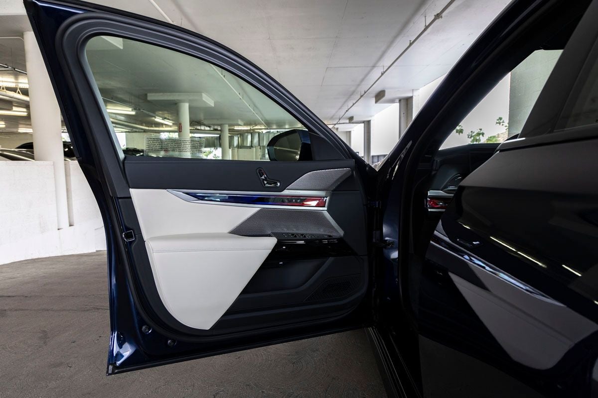 2026 BMW 740i 740i xDrive