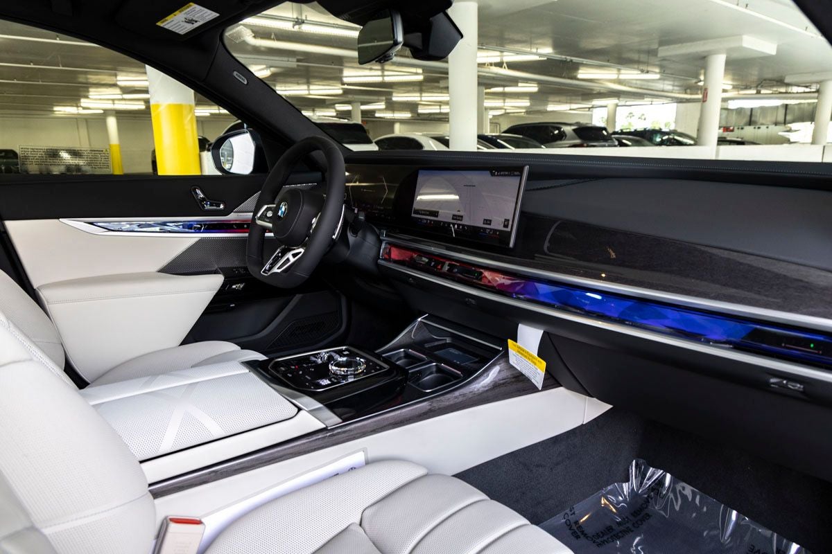 2026 BMW 740i 740i xDrive