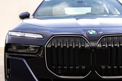 2026 BMW 740i 740i xDrive