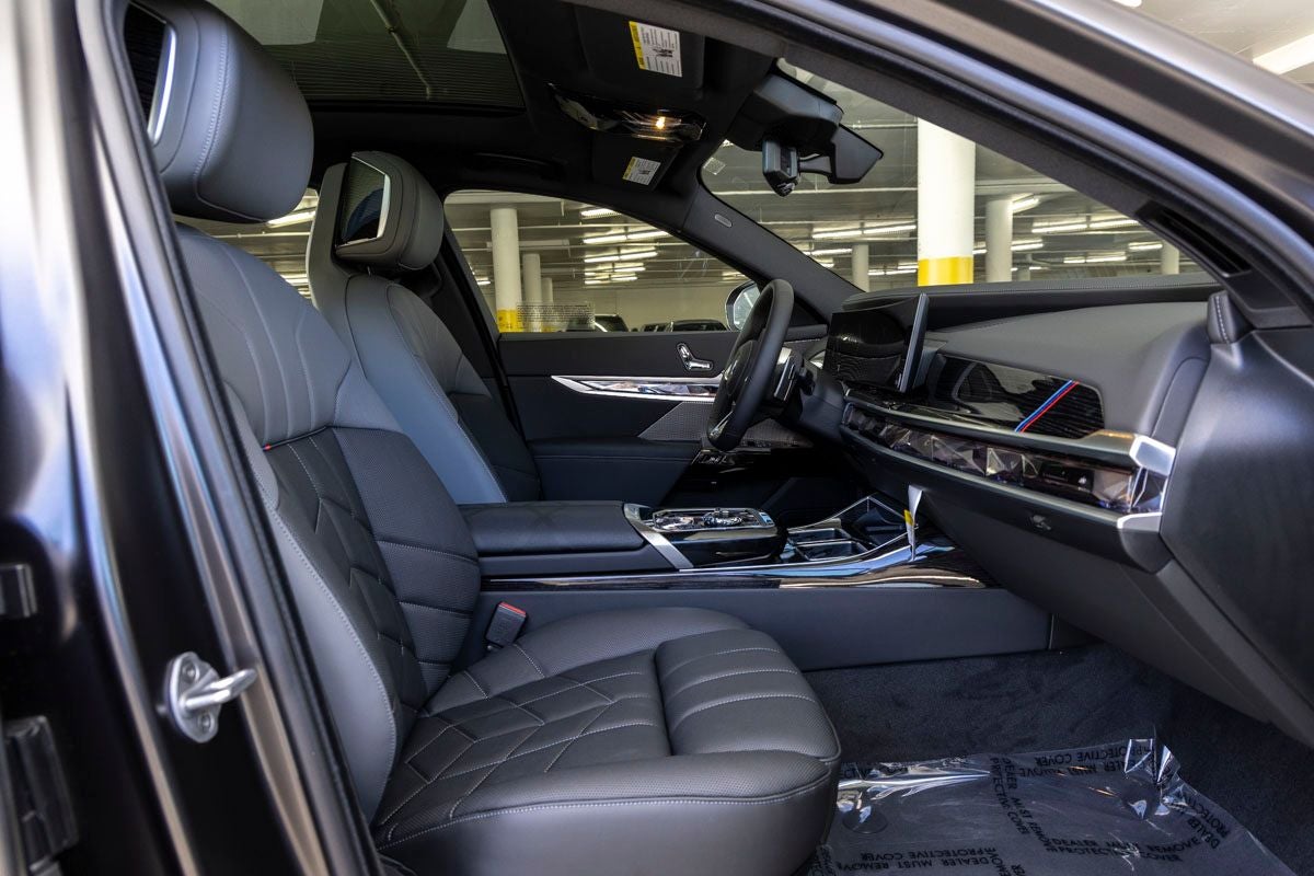 2026 BMW 740i 740i xDrive
