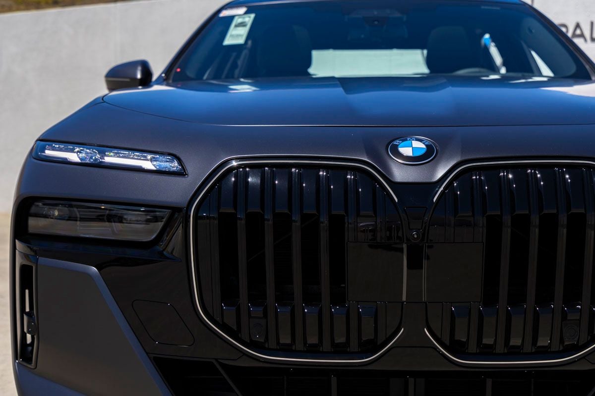 2026 BMW 740i 740i xDrive