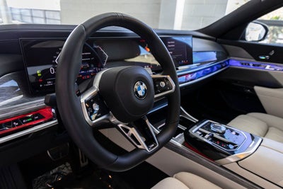 2025 BMW 760i 760i xDrive
