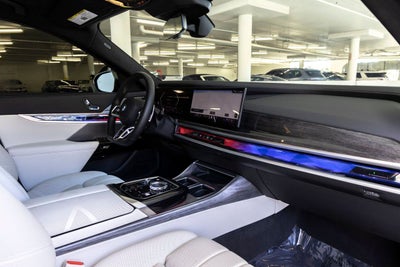 2025 BMW 760i 760i xDrive