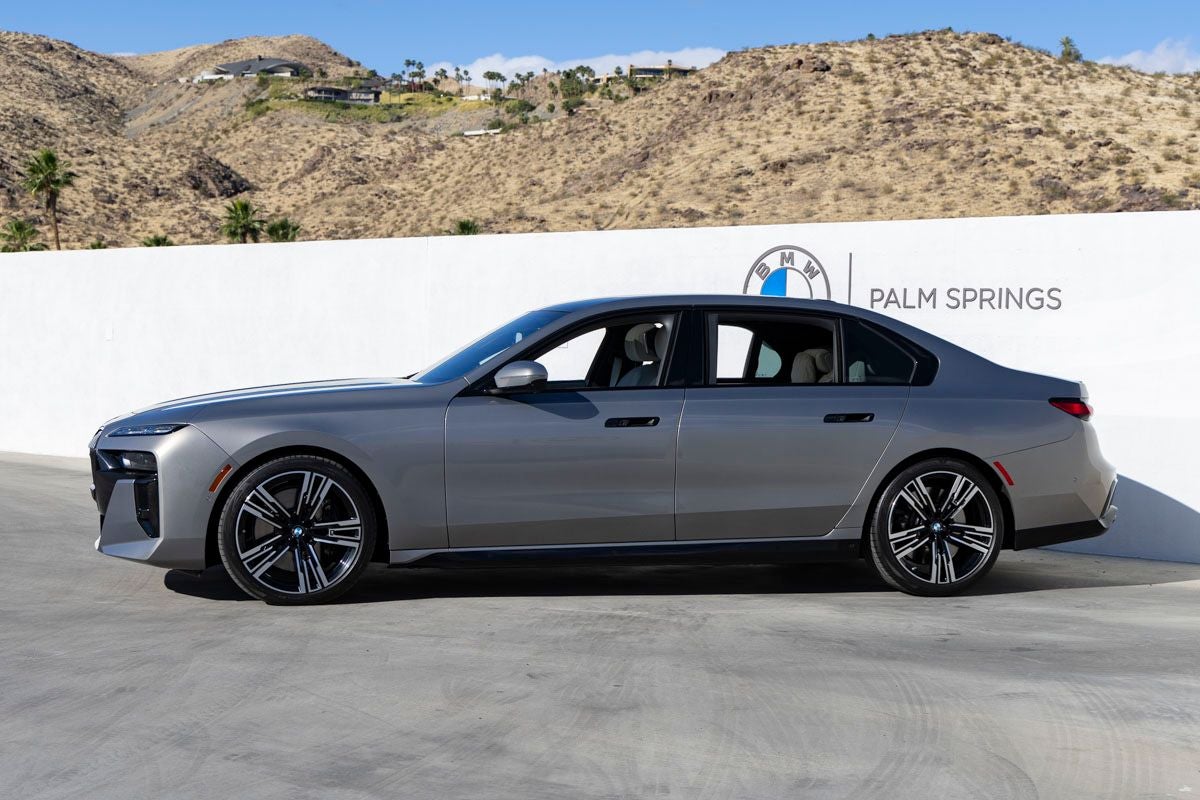 2025 BMW 760i 760i xDrive