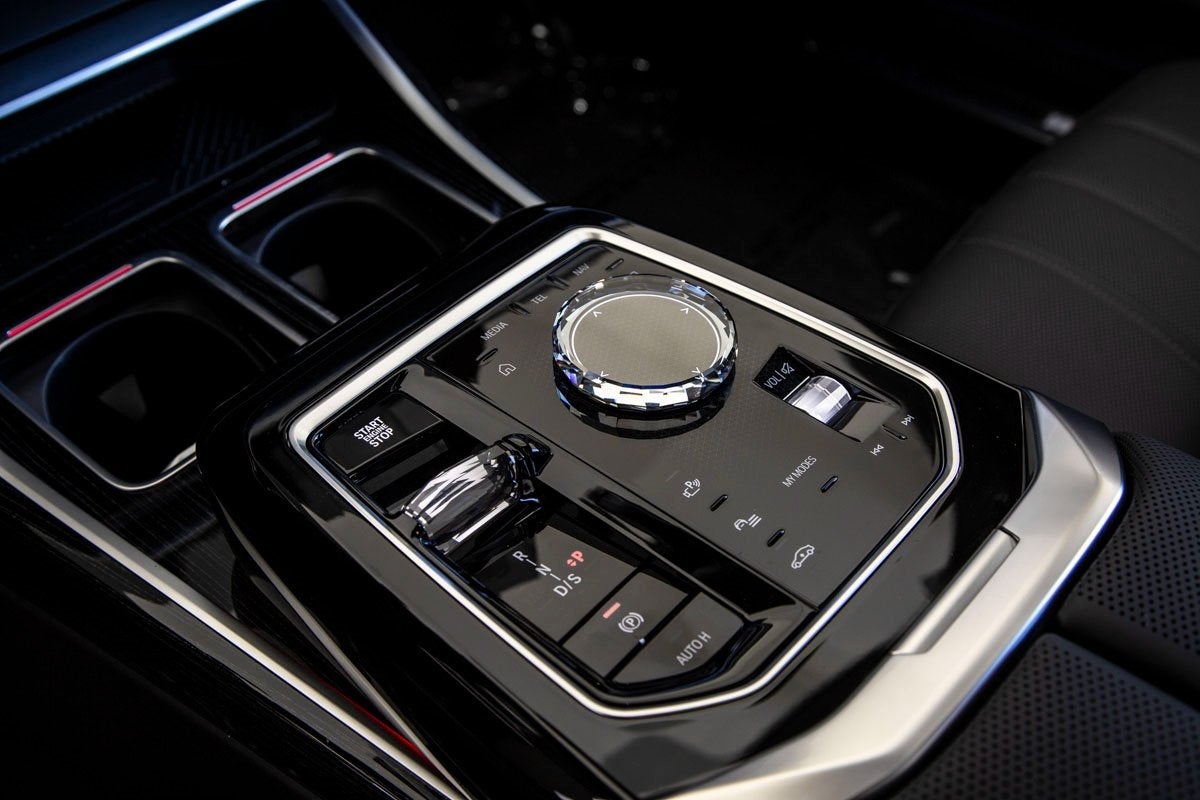 2025 BMW 760i 760i xDrive