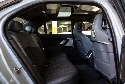 2025 BMW 760i 760i xDrive