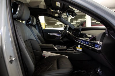 2025 BMW 760i 760i xDrive