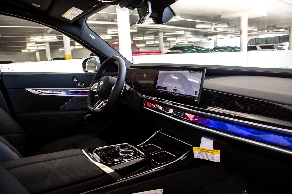 2025 BMW 760i 760i xDrive