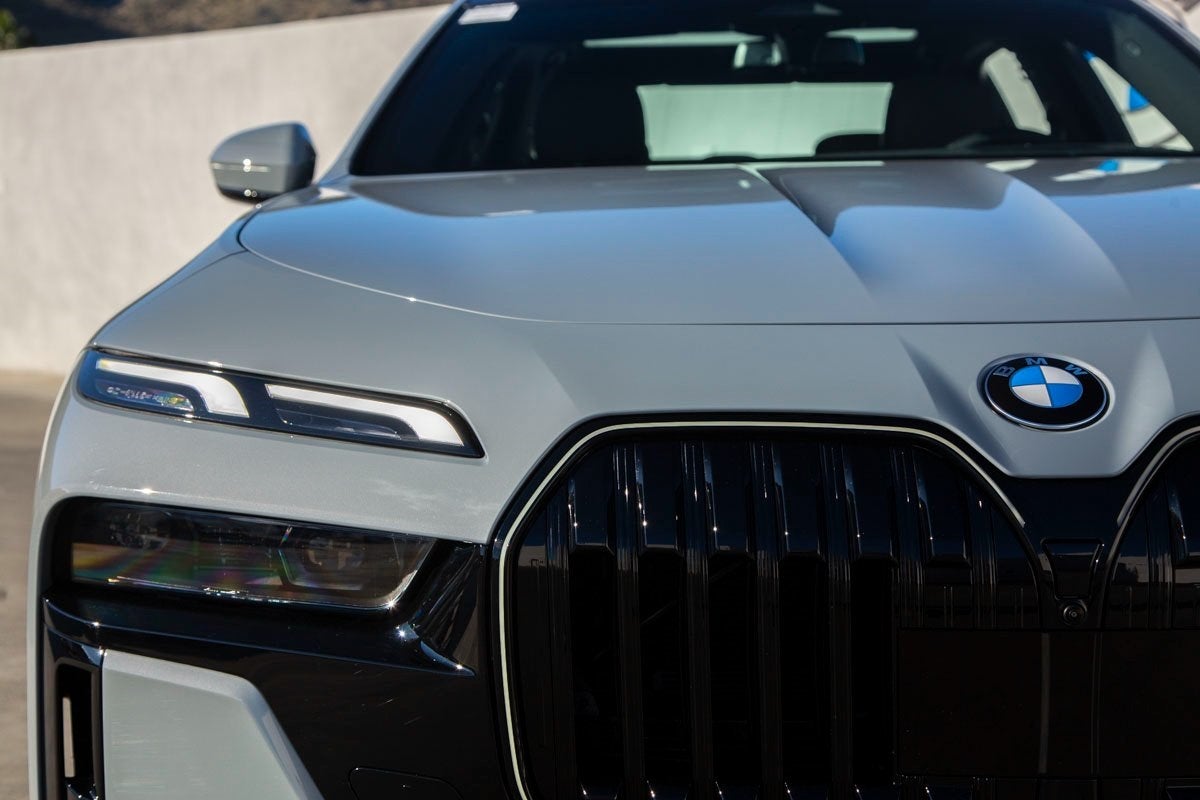 2025 BMW 760i 760i xDrive