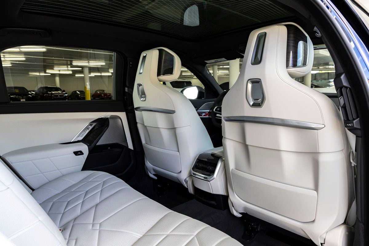 2026 BMW 7 Series 760i xDrive