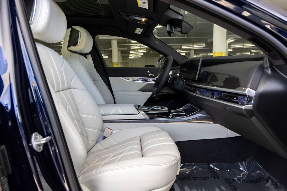2026 BMW 7 Series 760i xDrive
