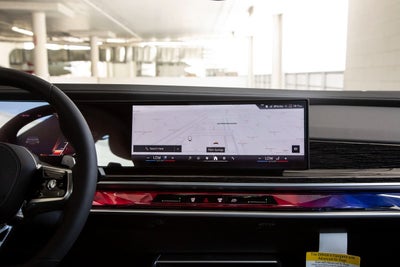 2025 BMW 760i 760i xDrive