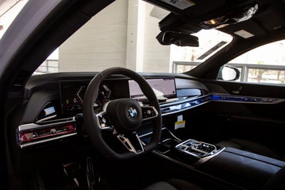 2025 BMW 760i 760i xDrive