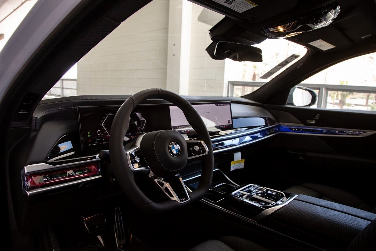 2025 BMW 760i 760i xDrive