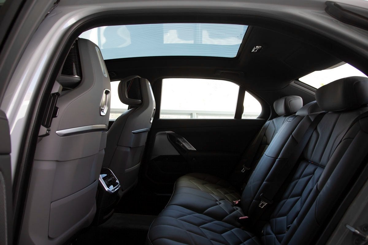 2025 BMW 760i 760i xDrive