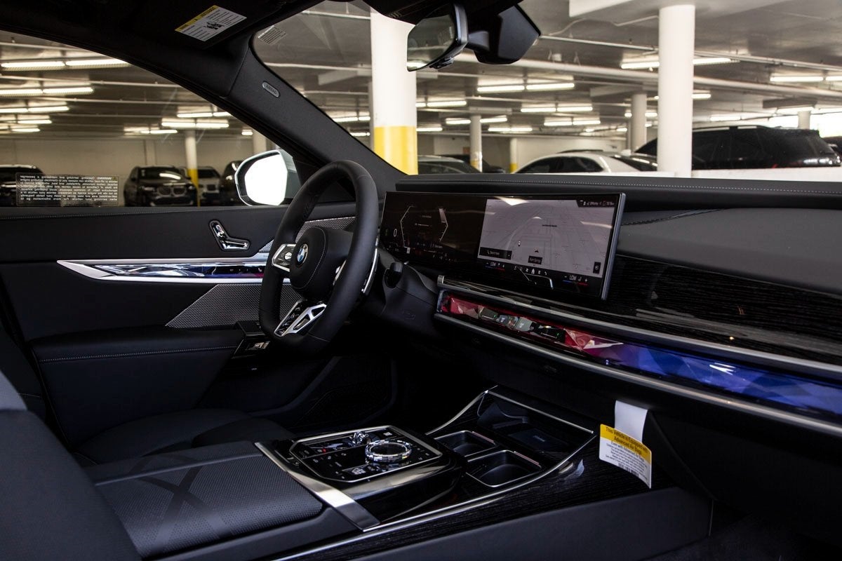 2025 BMW 760i 760i xDrive