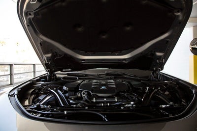 2025 BMW 760i 760i xDrive