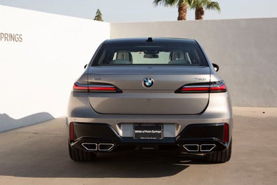 2025 BMW 760i 760i xDrive