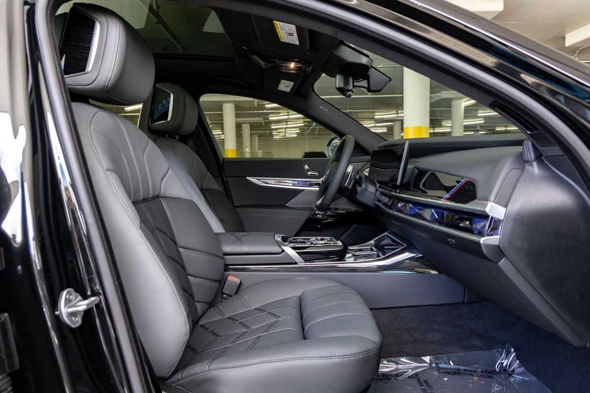 2026 BMW 7 Series 760i xDrive