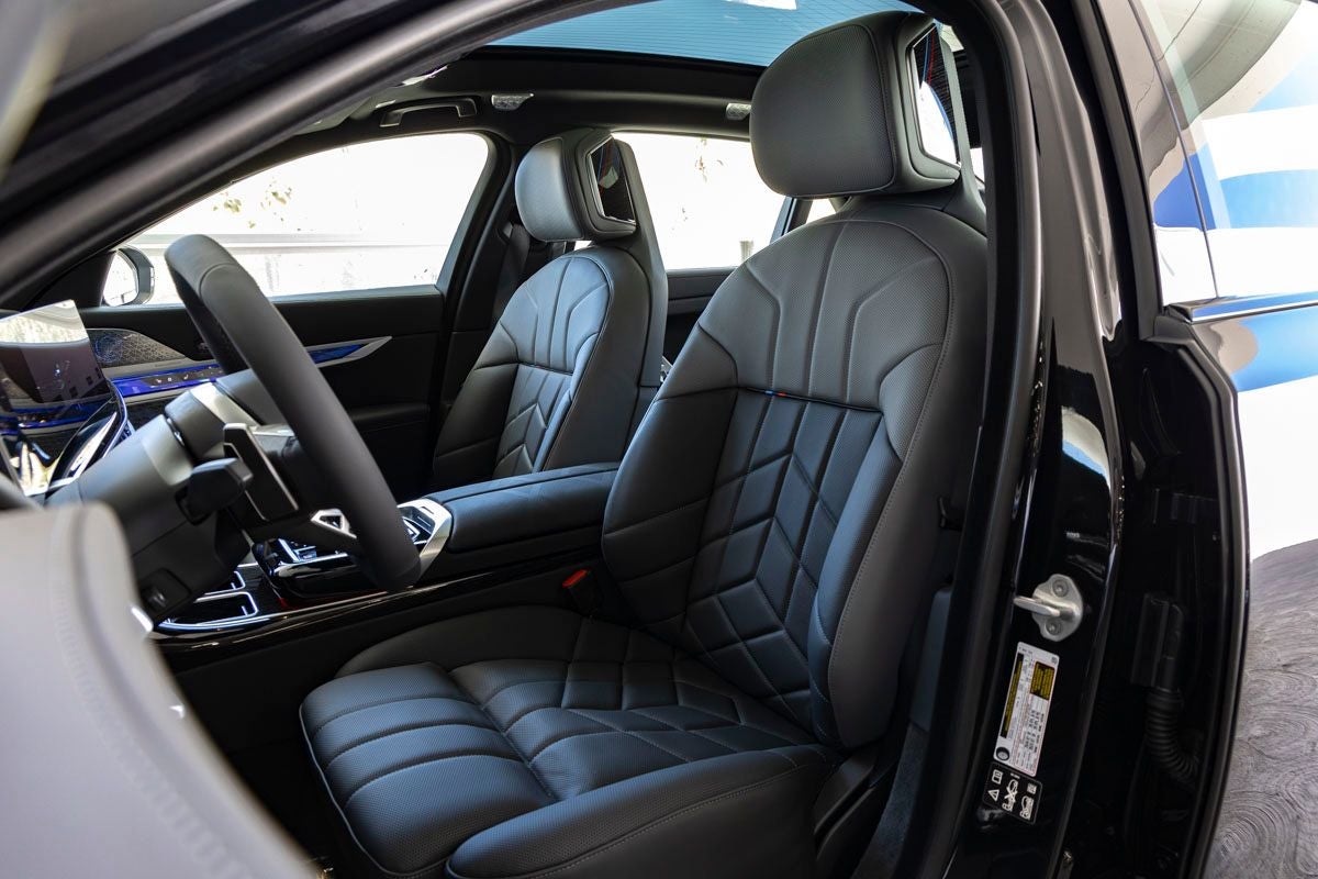 2026 BMW 760i 760i xDrive