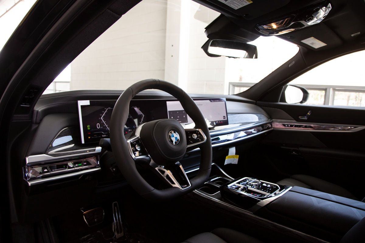 2025 BMW 7 Series 760i xDrive