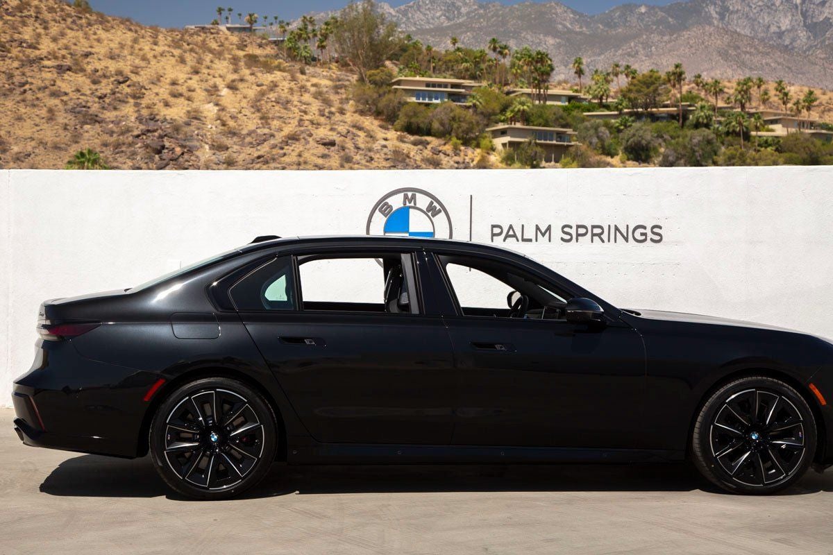 2025 BMW 7 Series 760i xDrive