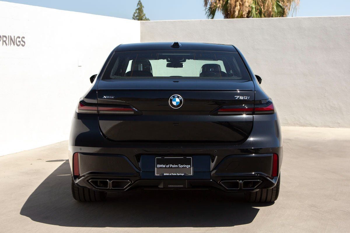2025 BMW 7 Series 760i xDrive