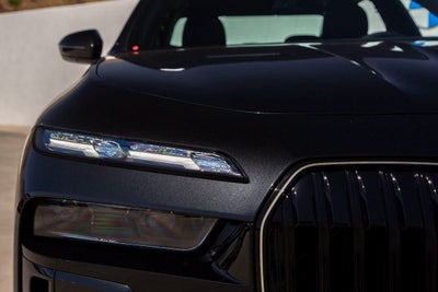 2025 BMW 7 Series 760i xDrive