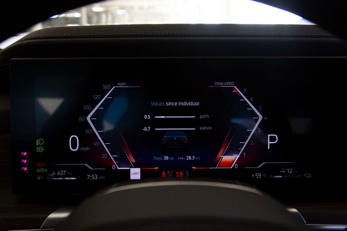 2025 BMW 750e xDrive 750e xDrive