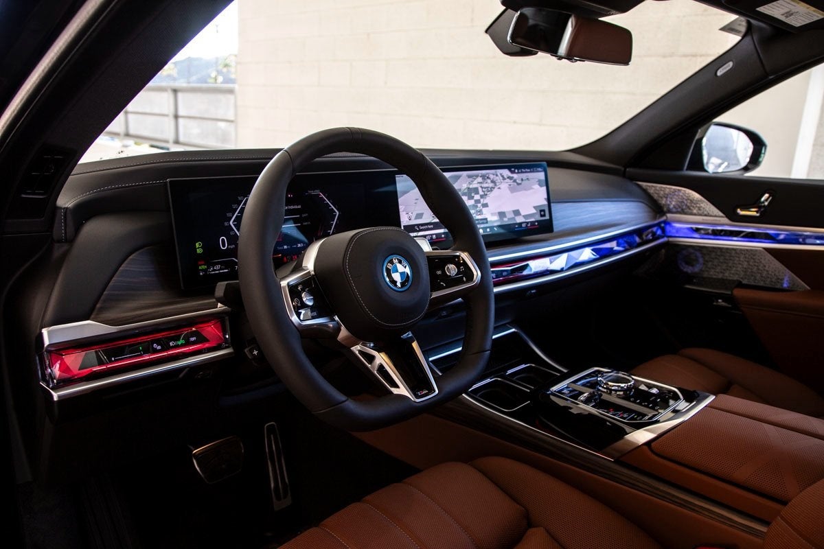 2025 BMW 750e xDrive 750e xDrive
