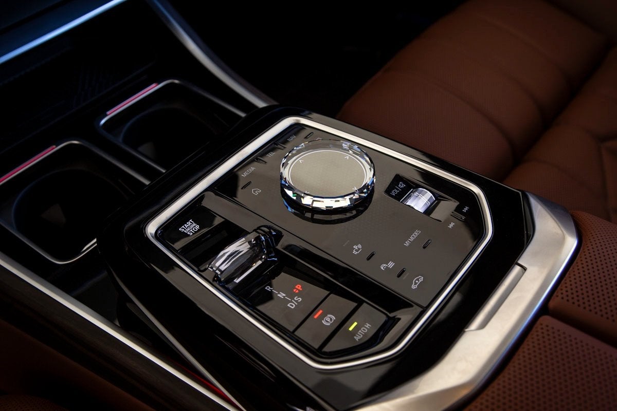 2025 BMW 750e xDrive 750e xDrive