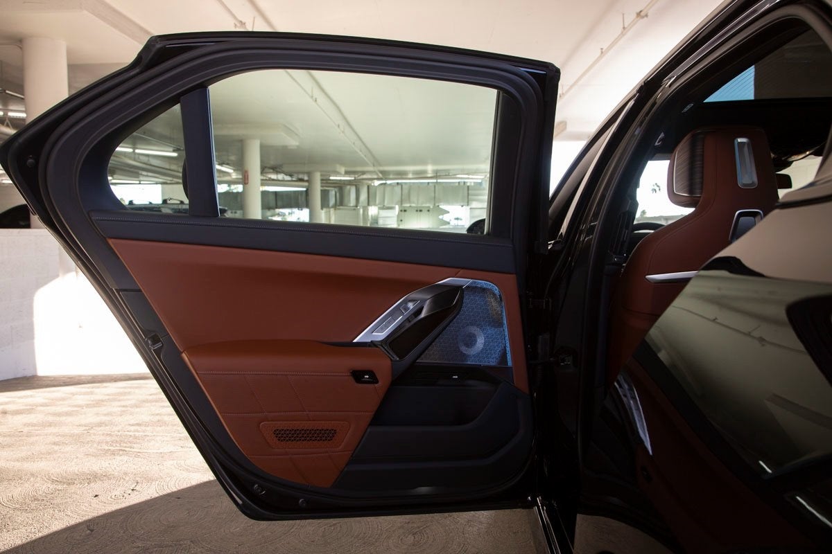 2025 BMW 750e xDrive 750e xDrive