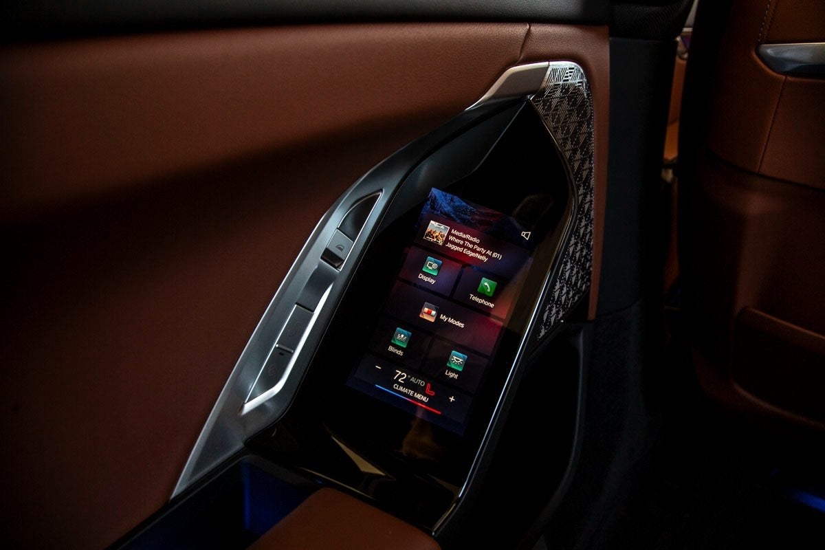 2025 BMW 750e xDrive 750e xDrive