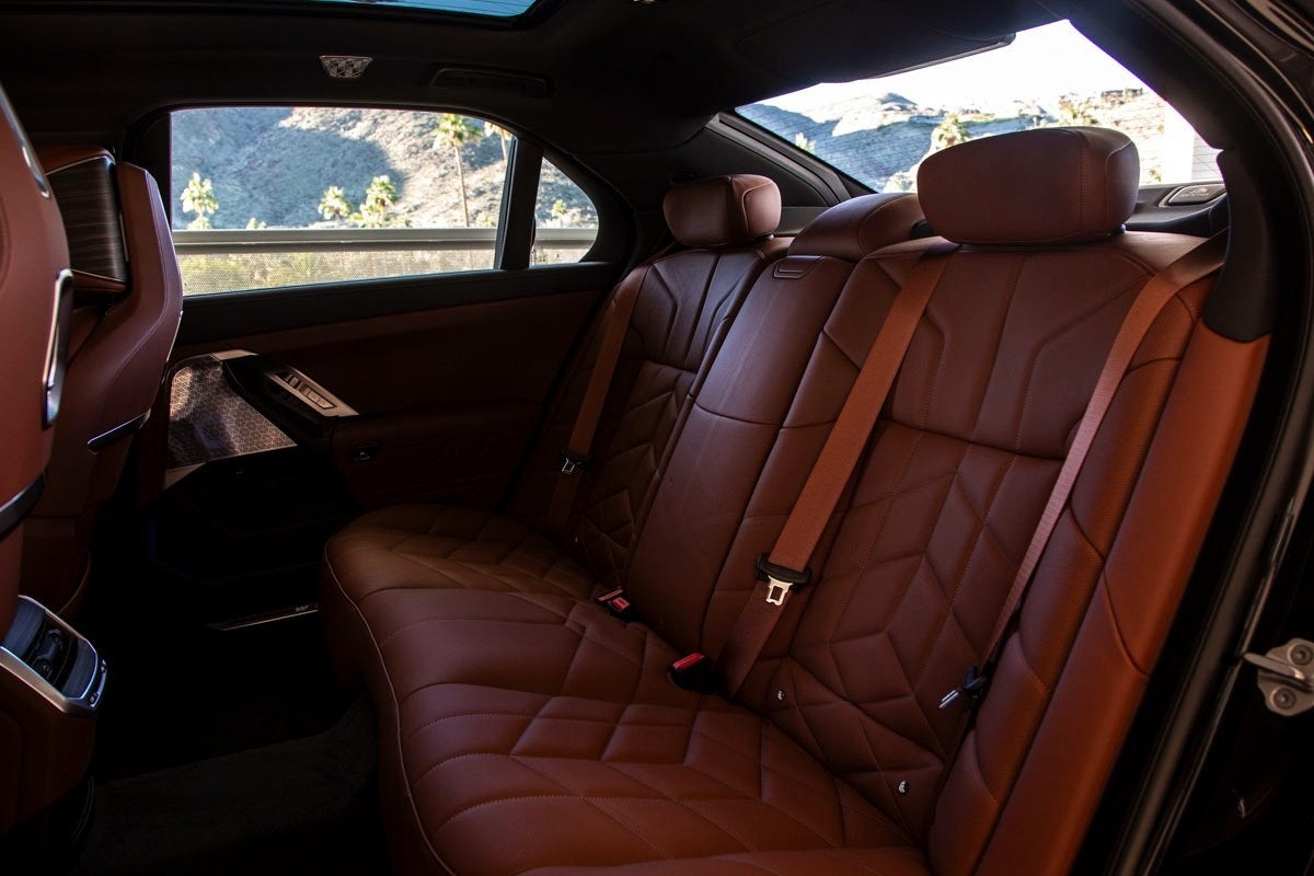 2025 BMW 750e xDrive 750e xDrive