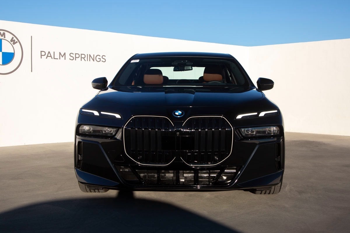 2025 BMW 750e xDrive 750e xDrive