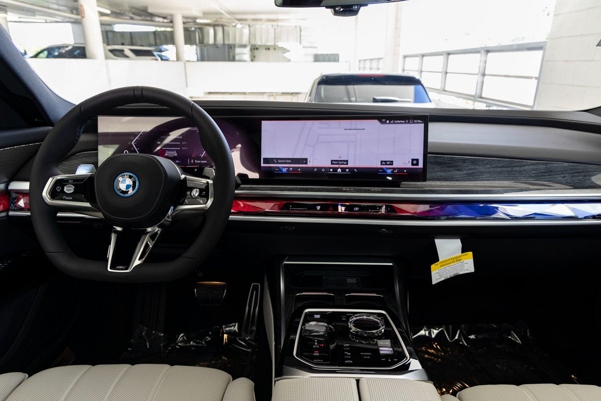 2026 BMW 750e xDrive 750e xDrive