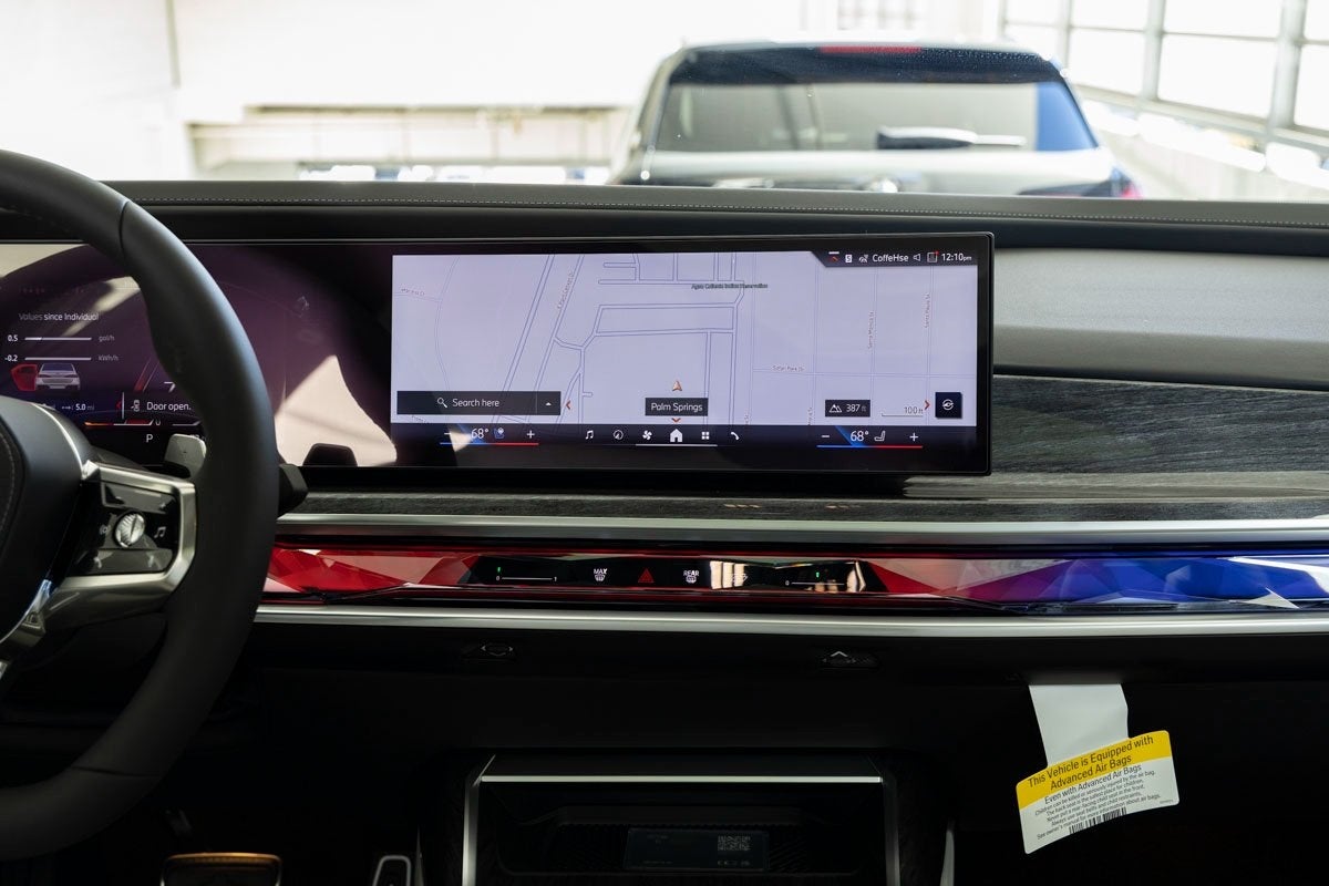 2026 BMW 750e xDrive 750e xDrive