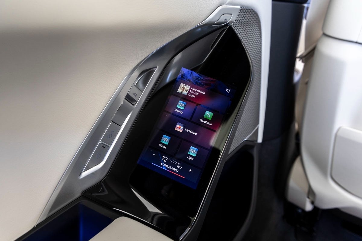 2026 BMW 750e xDrive 750e xDrive