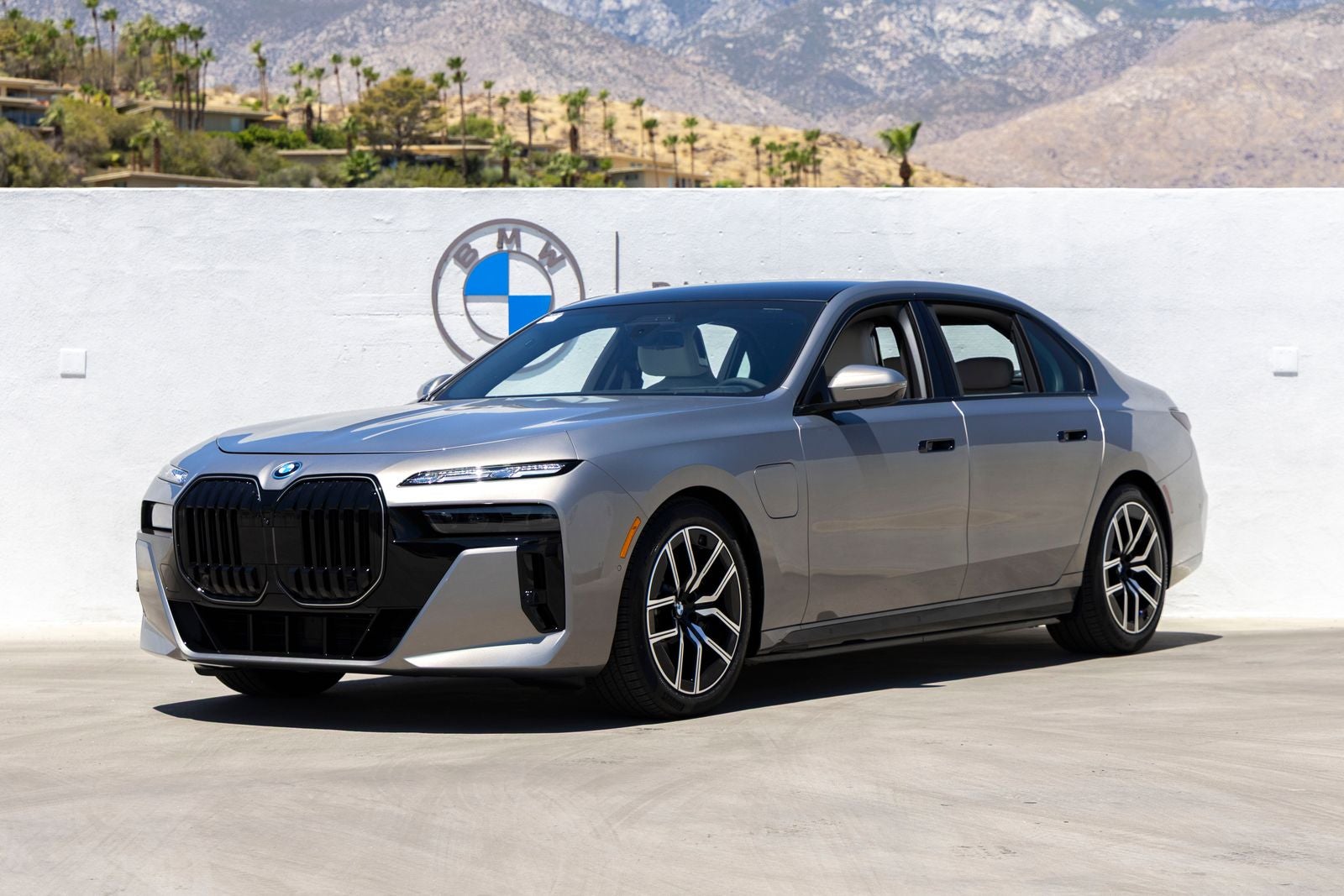 2026 BMW 7 Series 750e xDrive