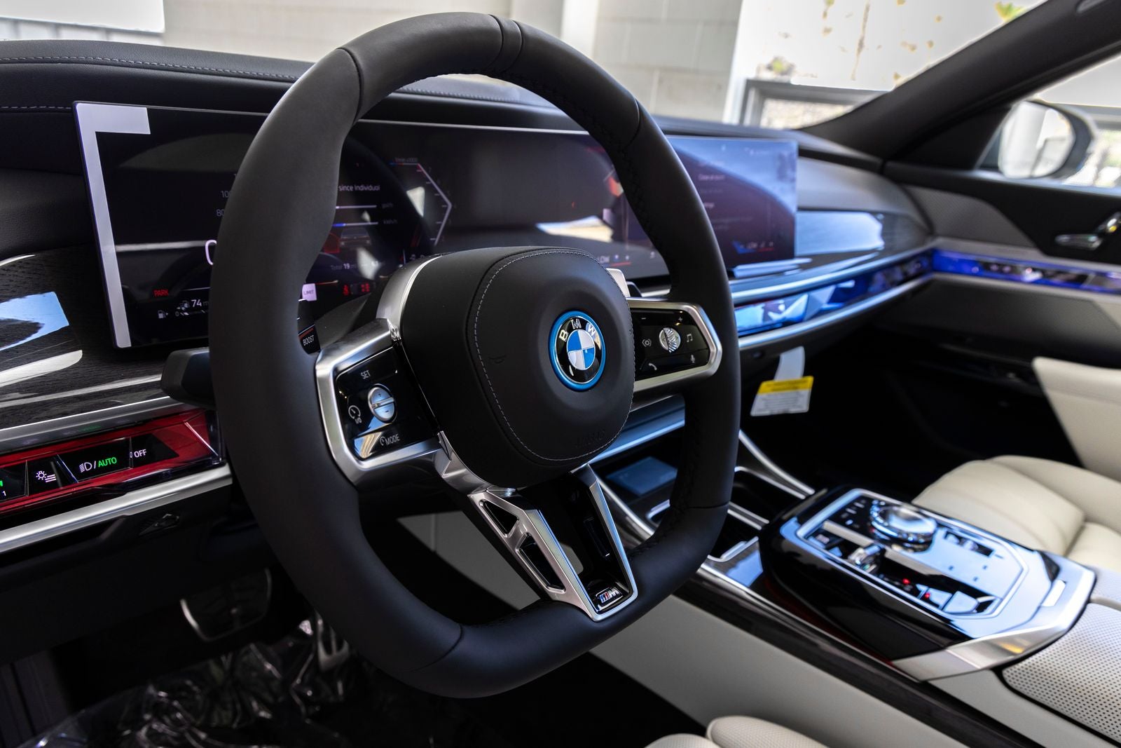 2026 BMW 7 Series 750e xDrive