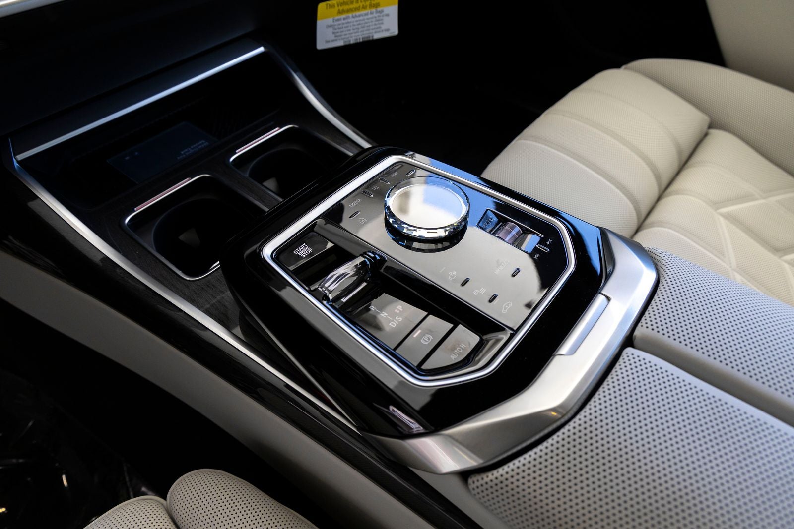 2026 BMW 7 Series 750e xDrive
