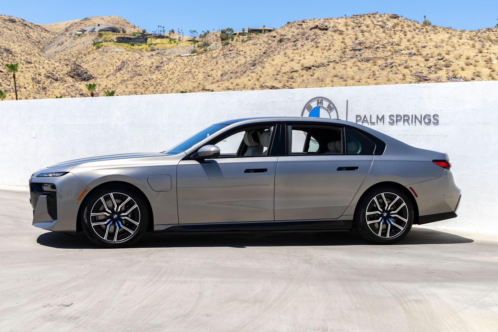 2026 BMW 7 Series 750e xDrive