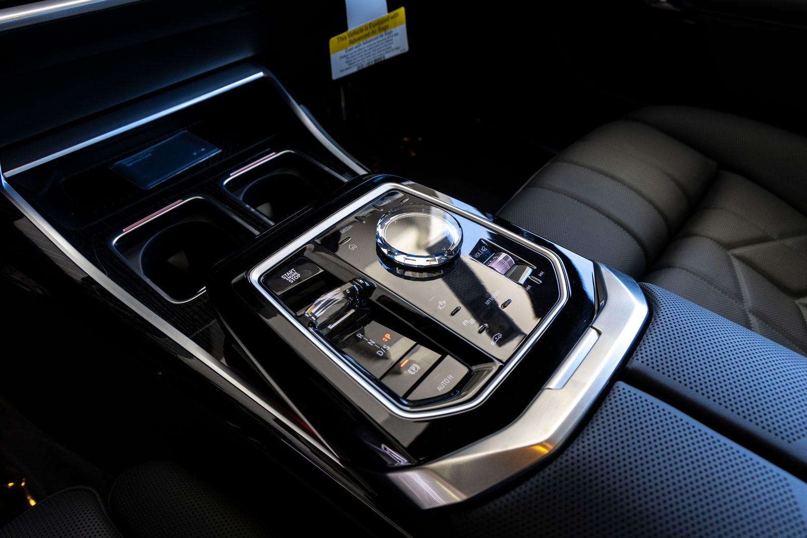 2026 BMW 750e xDrive 750e xDrive