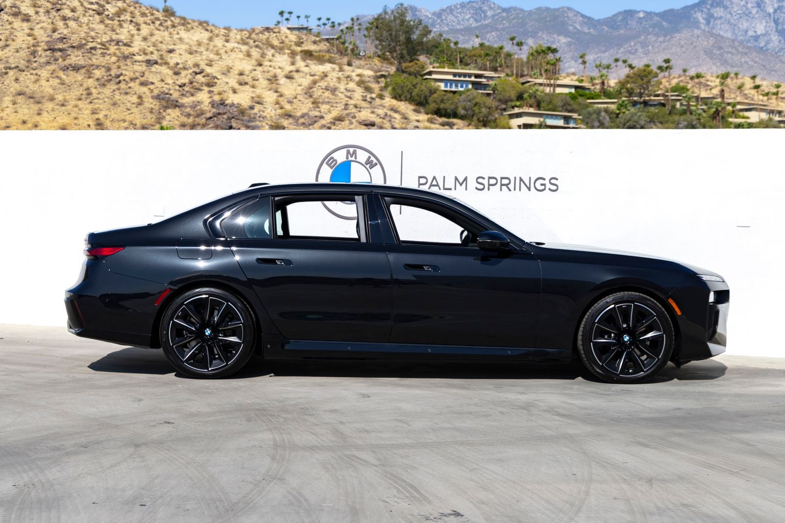 2026 BMW 750e xDrive 750e xDrive