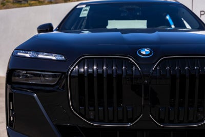 2026 BMW 750e xDrive 750e xDrive